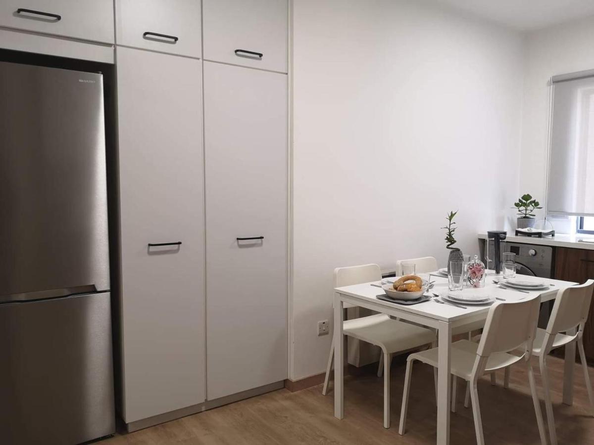 Ferienwohnung Nemesis Larnaka Exterior foto